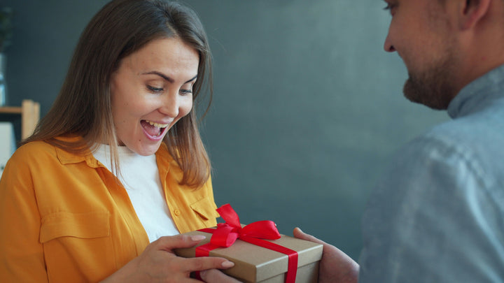 12 Unforgettable Experience Gifts for Her