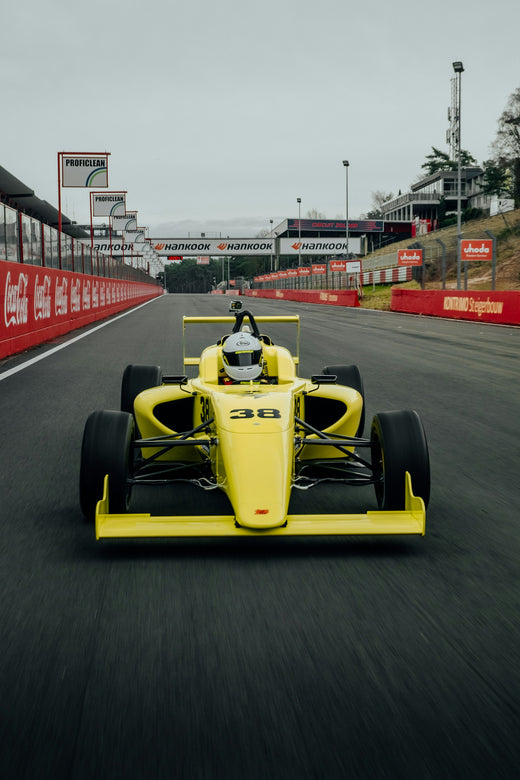 Driving & racing